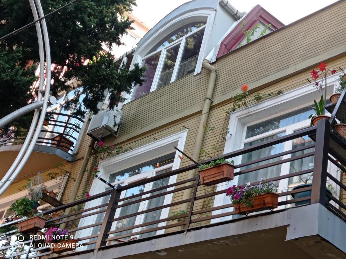 Guesthouse Melikishvili 57 Batumi Exteriör bild