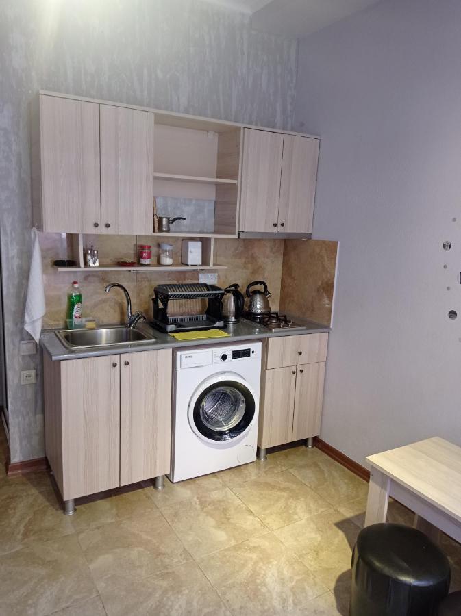 Guesthouse Melikishvili 57 Batumi Exteriör bild