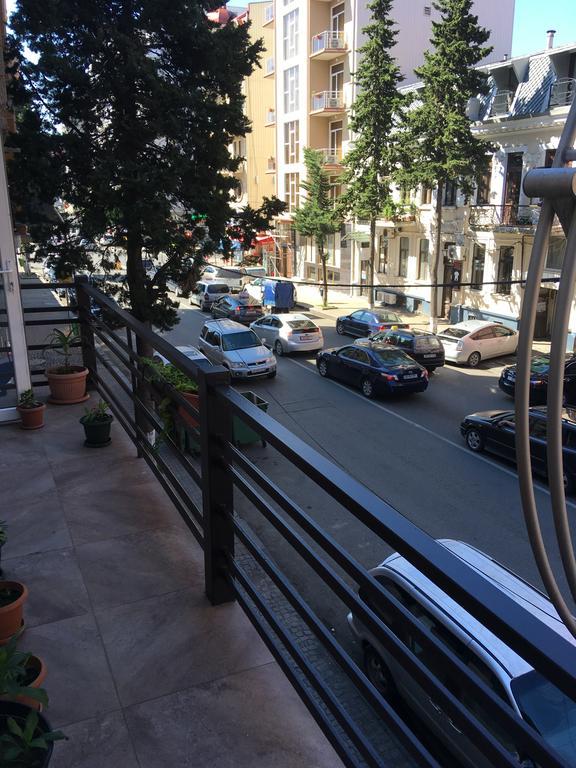 Guesthouse Melikishvili 57 Batumi Exteriör bild