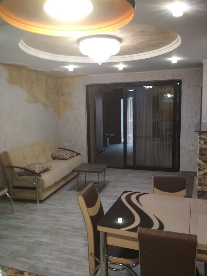Guesthouse Melikishvili 57 Batumi Exteriör bild